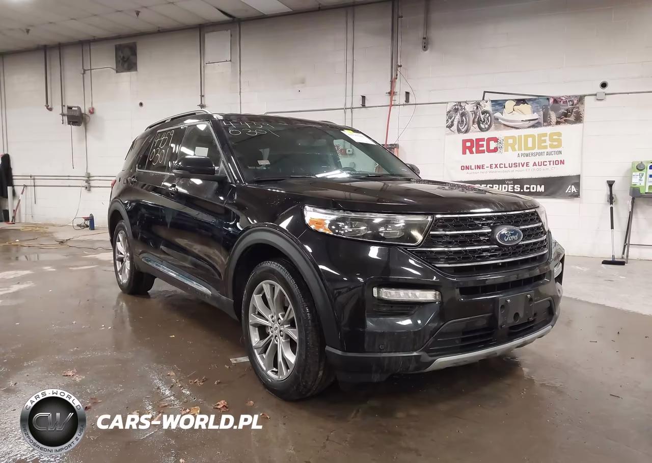 2022 Ford Explorer Xlt