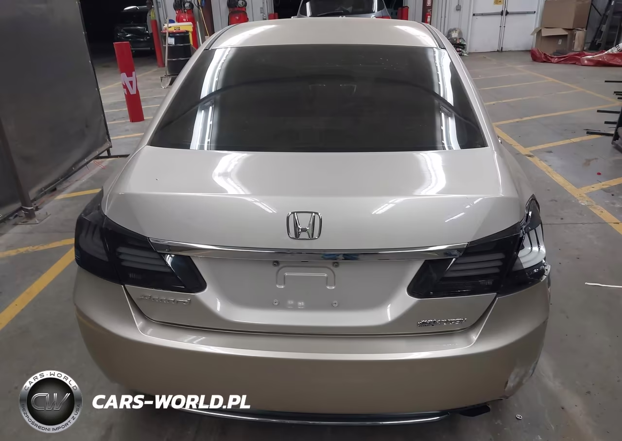 2014 Honda Accord Lx VIN:1HGCR2F39EA095757 - 17
