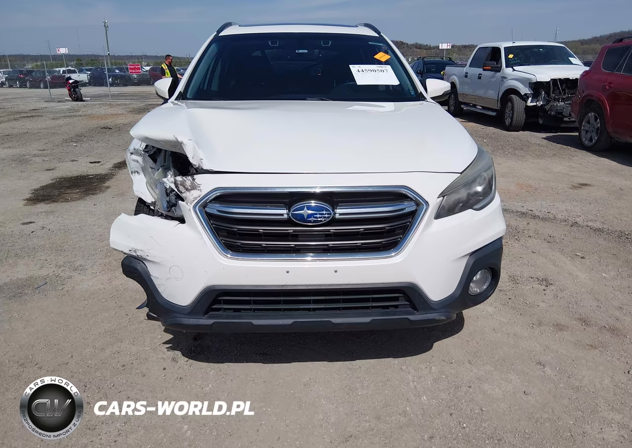 2018 Subaru Outback 2.5I Touring VIN:4S4BSATC4J3213124 - 12