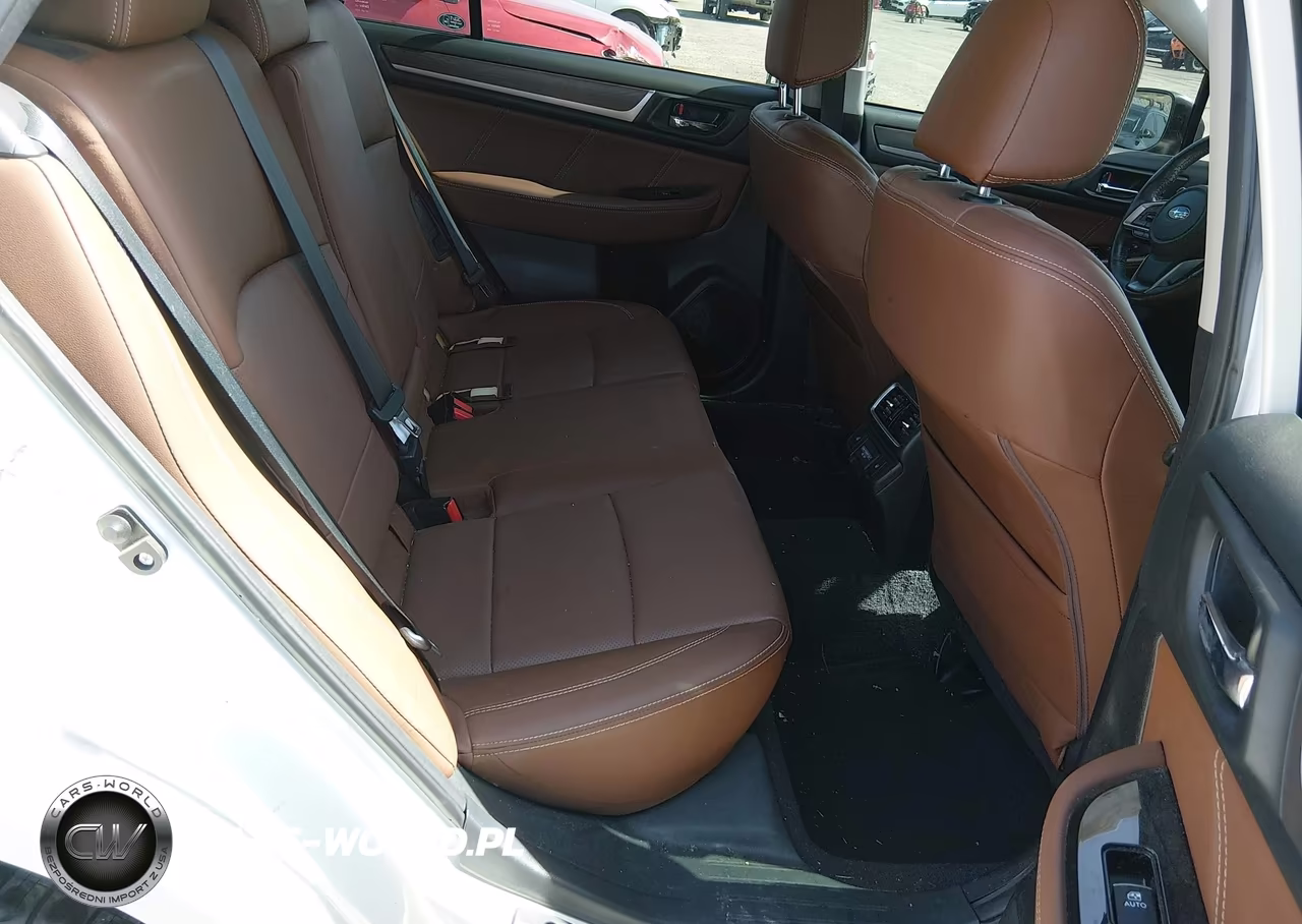 2018 Subaru Outback 2.5I Touring VIN:4S4BSATC4J3213124 - 8