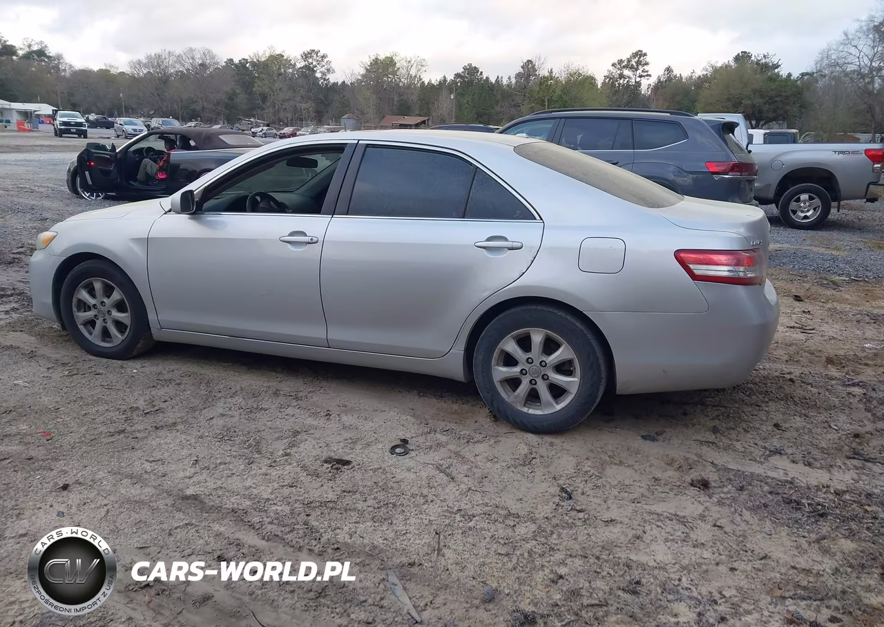 2011 Toyota Camry Le VIN:4T1BF3EK1BU211346 - 3