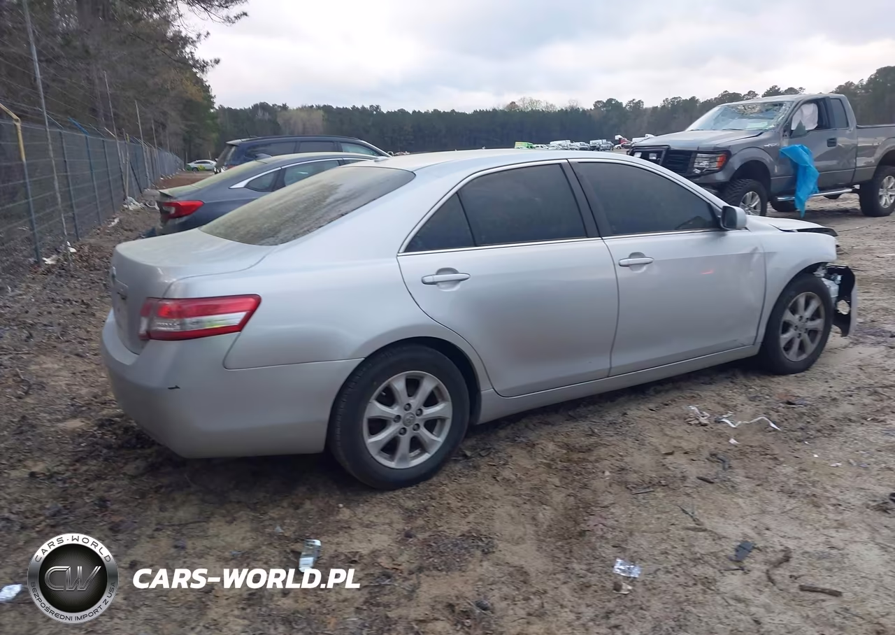 2011 Toyota Camry Le VIN:4T1BF3EK1BU211346 - 4