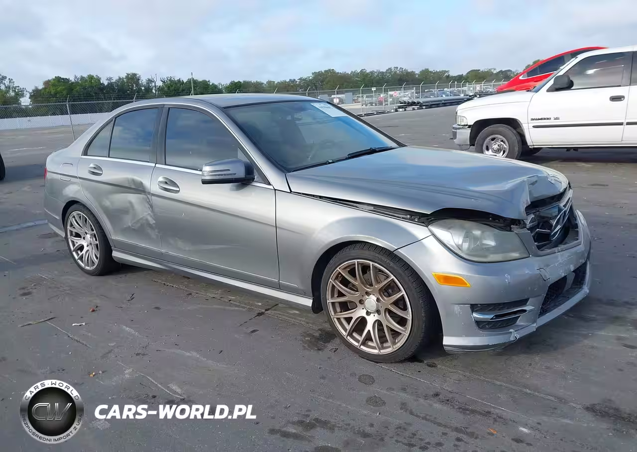 2014 Mercedes-Benz C 250 Sport