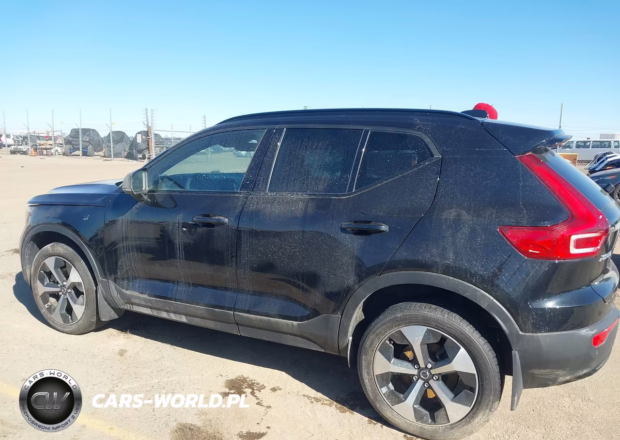 2024 Volvo Xc40 B5 Core Dark Theme VIN:YV4L12UK0R2231545 - 14