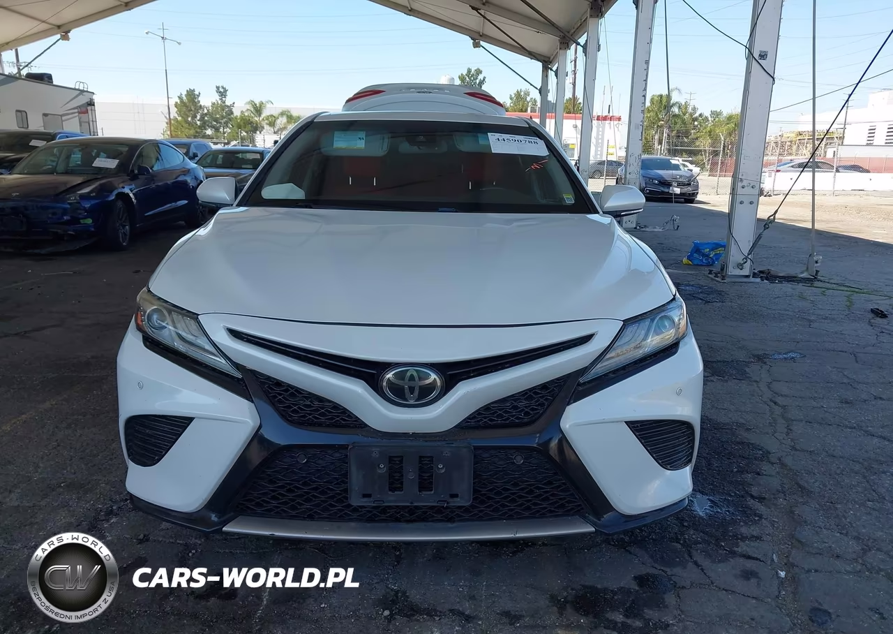 2018 Toyota Camry Xse VIN:4T1B61HK3JU134624 - 12