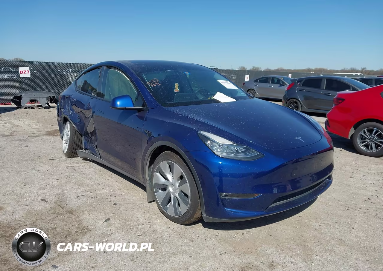 2022 Tesla Model Y Long Range Dual Motor All-Wheel Drive – zdjęcie 1 z 15