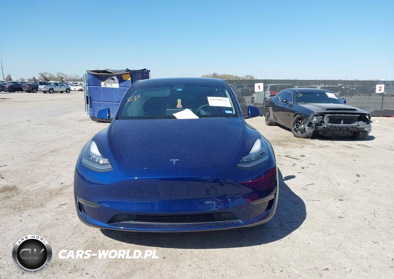 2022 Tesla Model Y Long Range Dual Motor All-Wheel Drive VIN:7SAYGAEE0NF428929 - 11