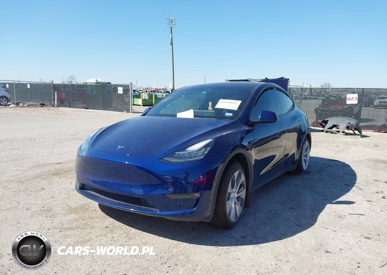 2022 Tesla Model Y Long Range Dual Motor All-Wheel Drive VIN:7SAYGAEE0NF428929 - 2