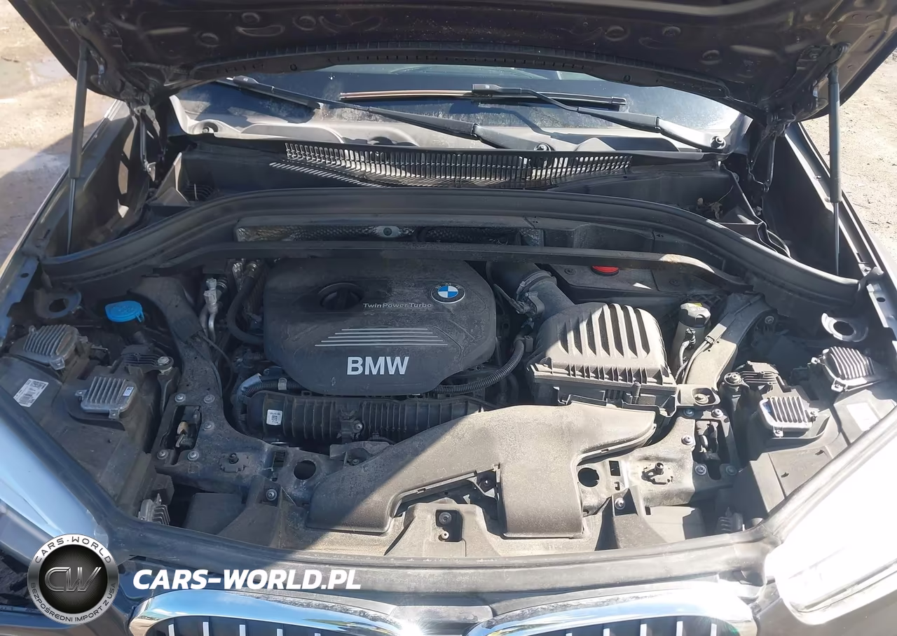 2017 BMW X1 xDrive28I VIN:WBXHT3Z39H4A54335 - 10