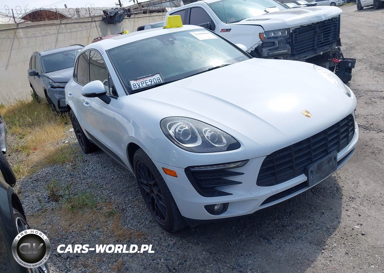 2018 Porsche Macan Sport Edition