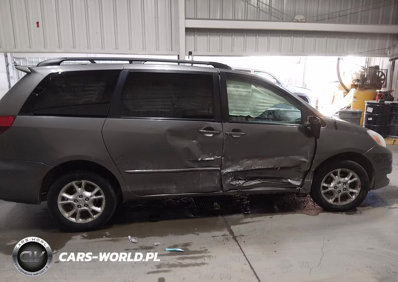 2005 Toyota Sienna Le VIN:5TDBA23C95S039861 - 13