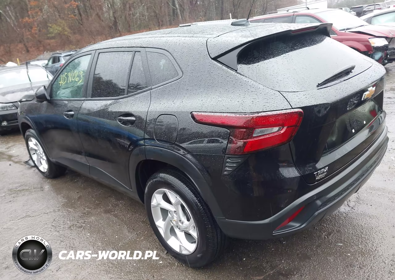 2025 Chevrolet Trax Fwd Ls VIN:KL77LFEP2SC128219 - 3