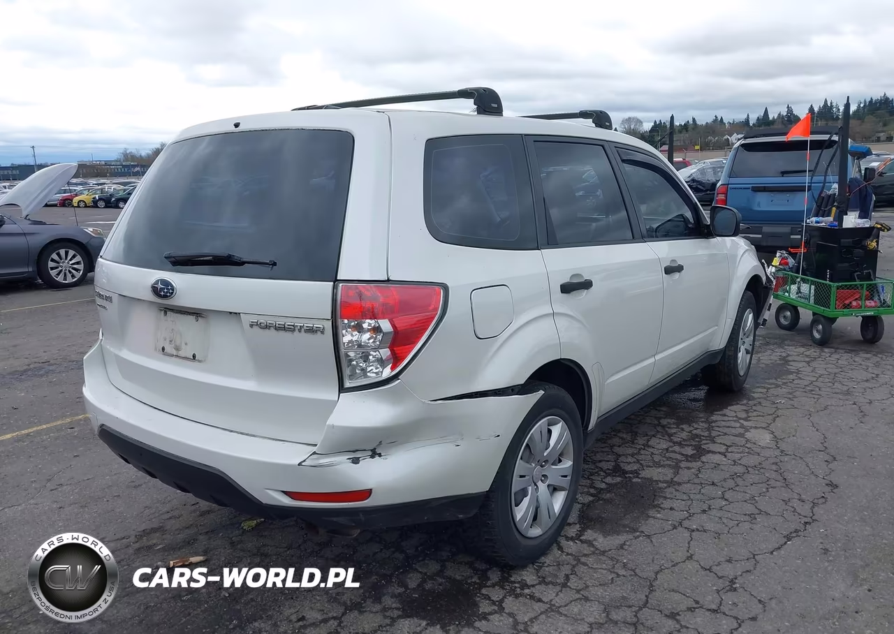 2013 Subaru Forester 2.5X VIN:JF2SHBAC6DH436642 - 4