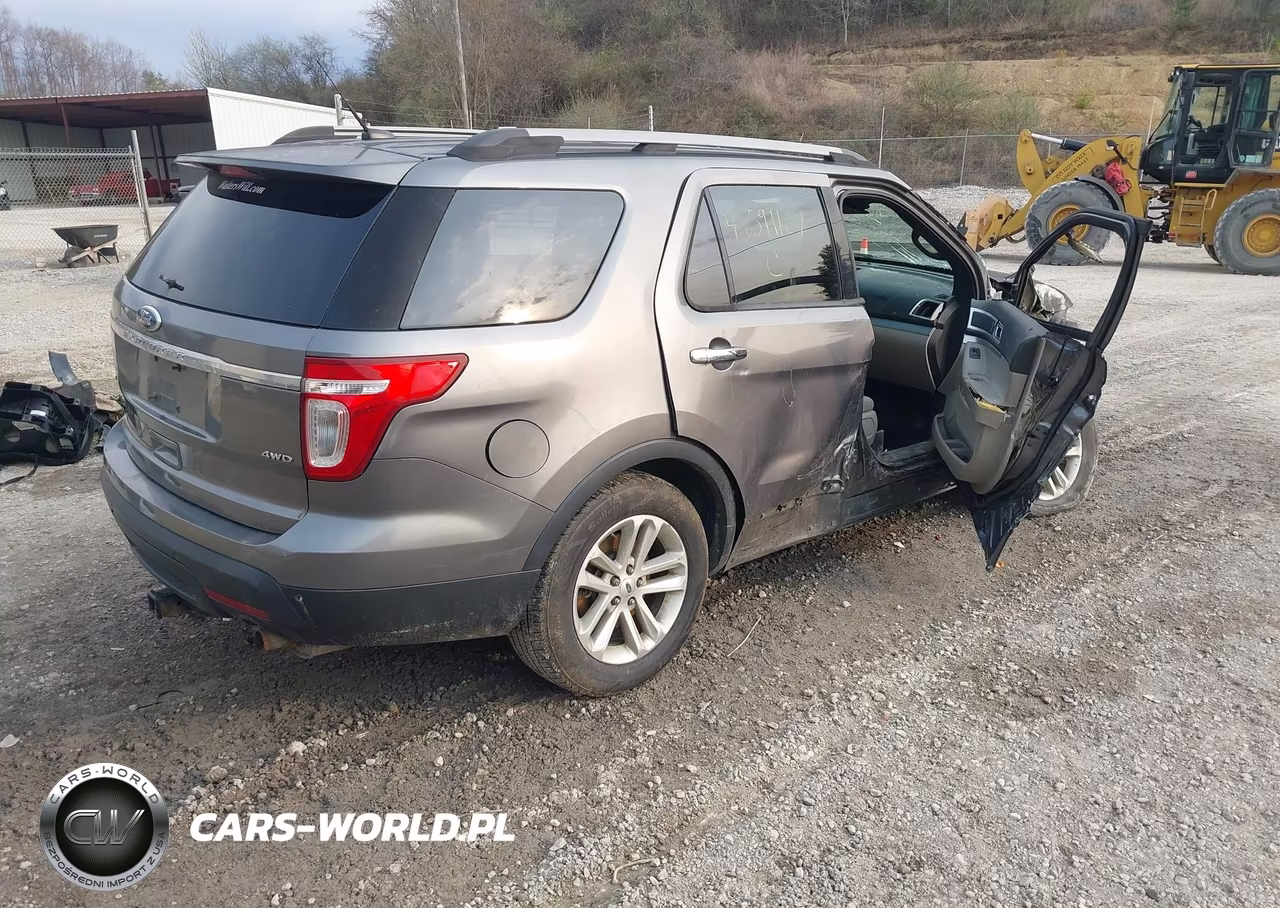 2012 Ford Explorer Xlt VIN:1FMHK8D8XCGA51590 - 4