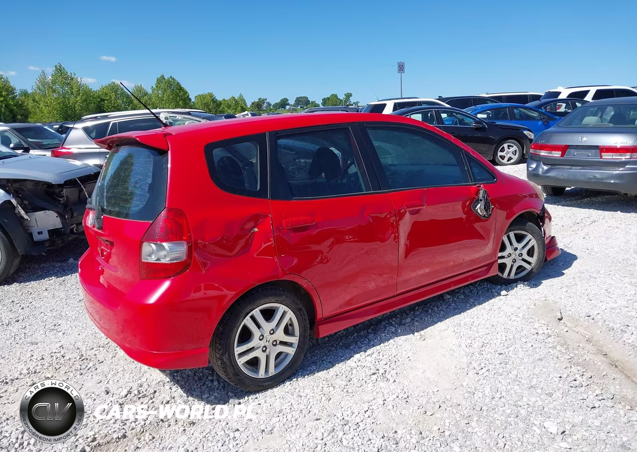 2007 Honda Fit Sport VIN:JHMGD38687S064569 - 4