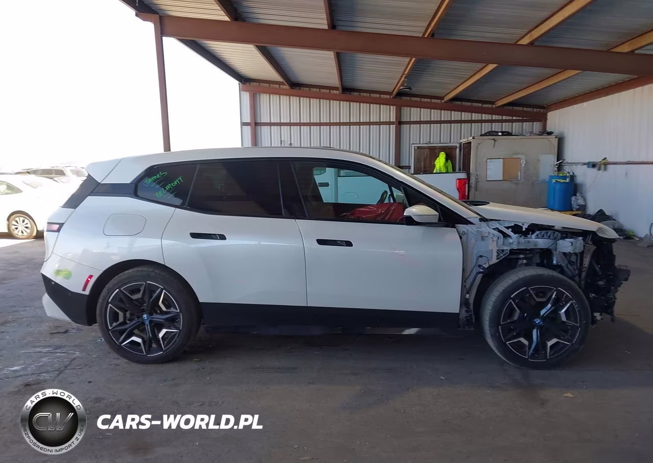 2024 BMW Ix xDrive50 VIN:WB523CF08RCN46755 - 14
