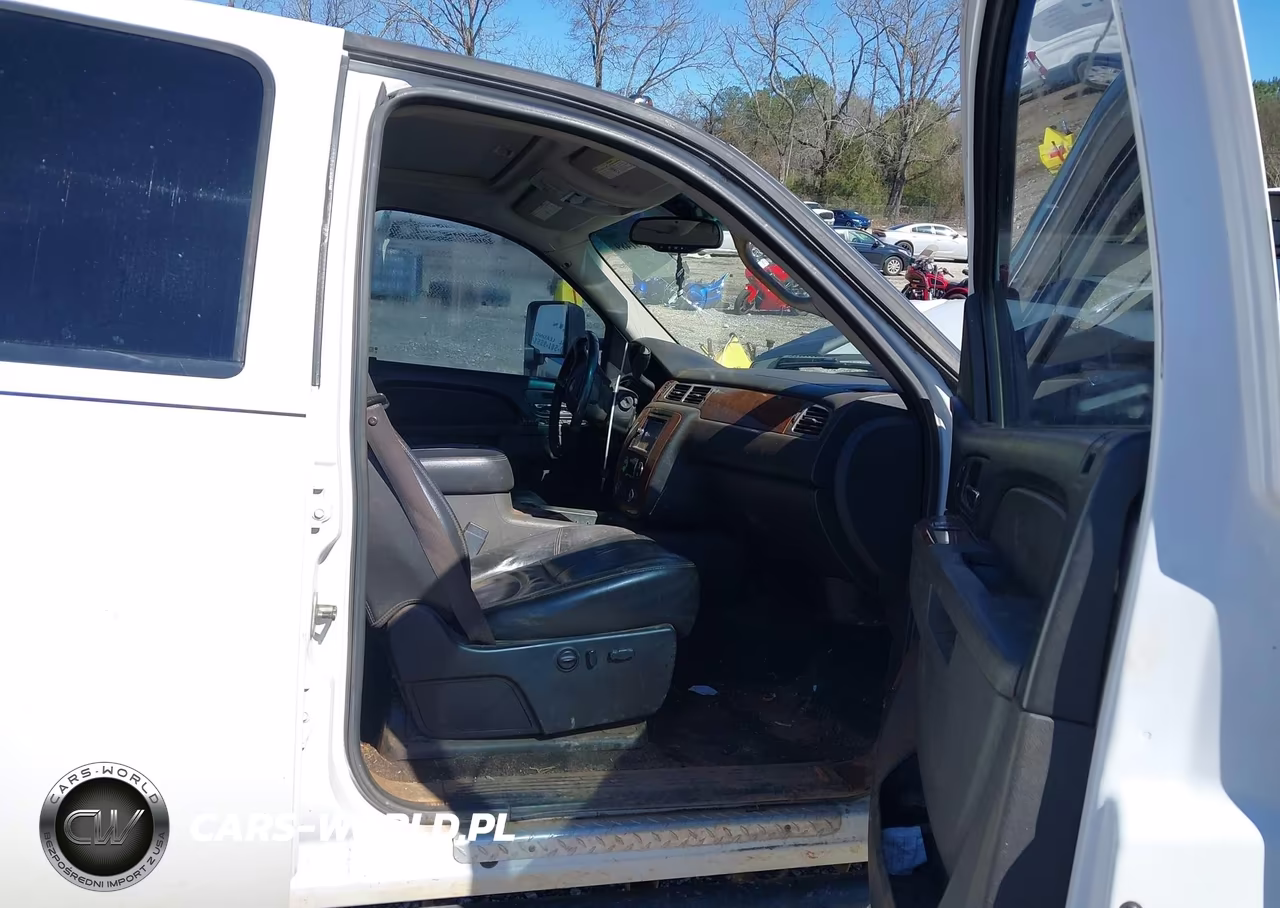 2010 Chevrolet Silverado 3500Hd Ltz VIN:1GC7K1B64AF114193 - 5