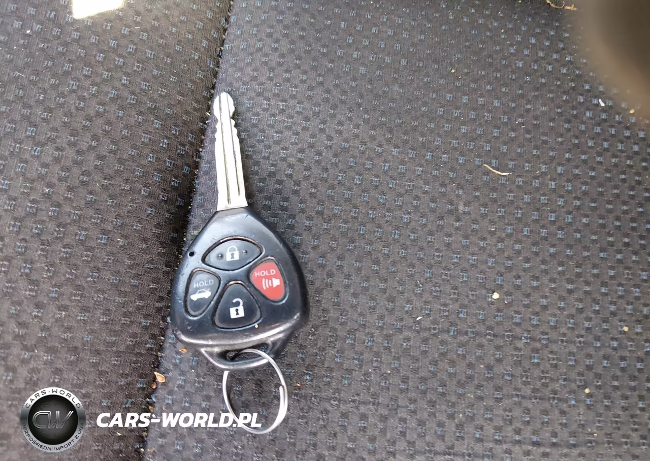 2010 Toyota Corolla S VIN:2T1BU4EE7AC202947 - 11