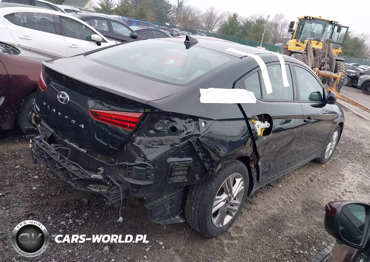 2020 Hyundai Elantra Sel VIN:5NPD84LF2LH519138 - 4