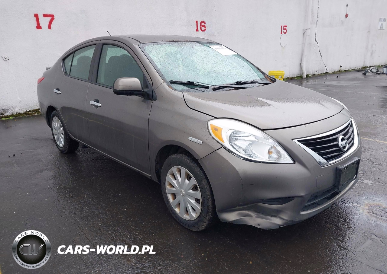 2014 Nissan Versa 1.6 Sv