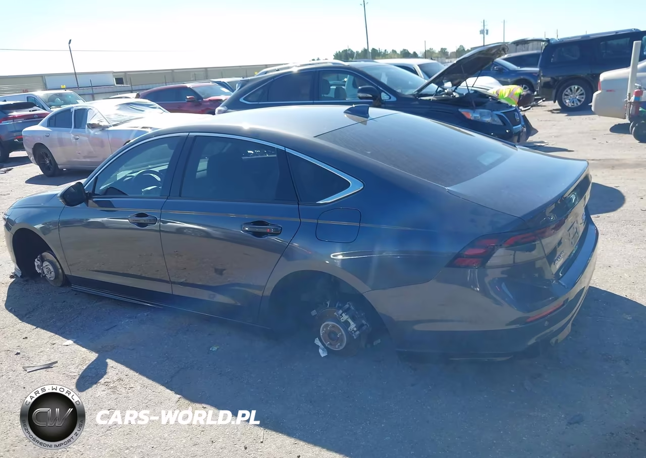 2024 Honda Accord Hybrid Touring VIN:1HGCY2F82RA050857 - 14