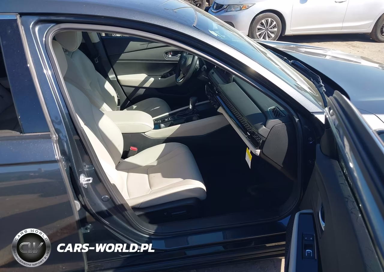 2024 Honda Accord Hybrid Touring VIN:1HGCY2F82RA050857 - 5
