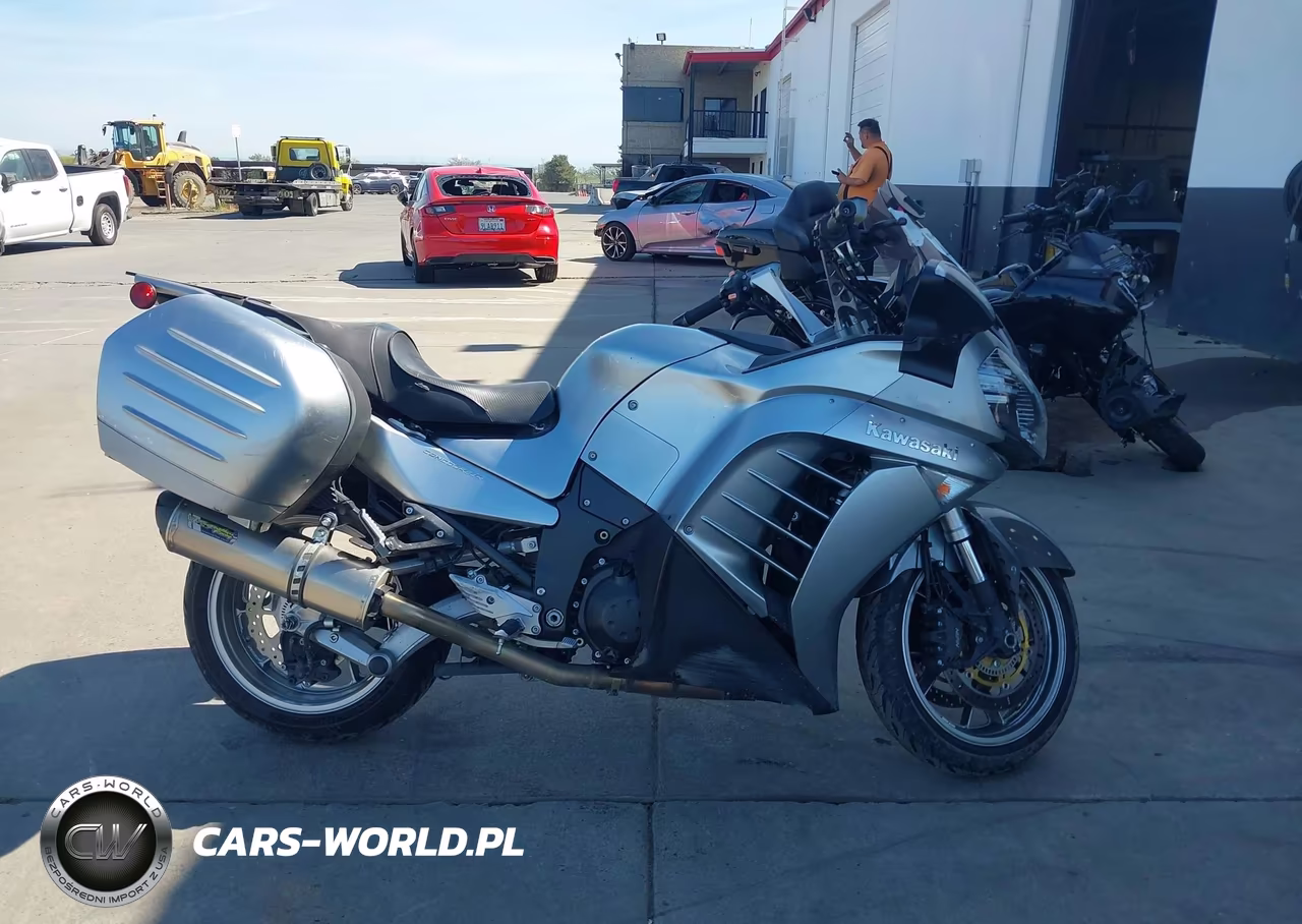 2011 Kawasaki Zg1400 C VIN:JKBZGNC15BA008280 - 12