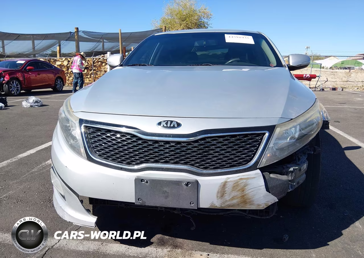 2015 Kia Optima Lx VIN:5XXGM4A71FG472043 - 12