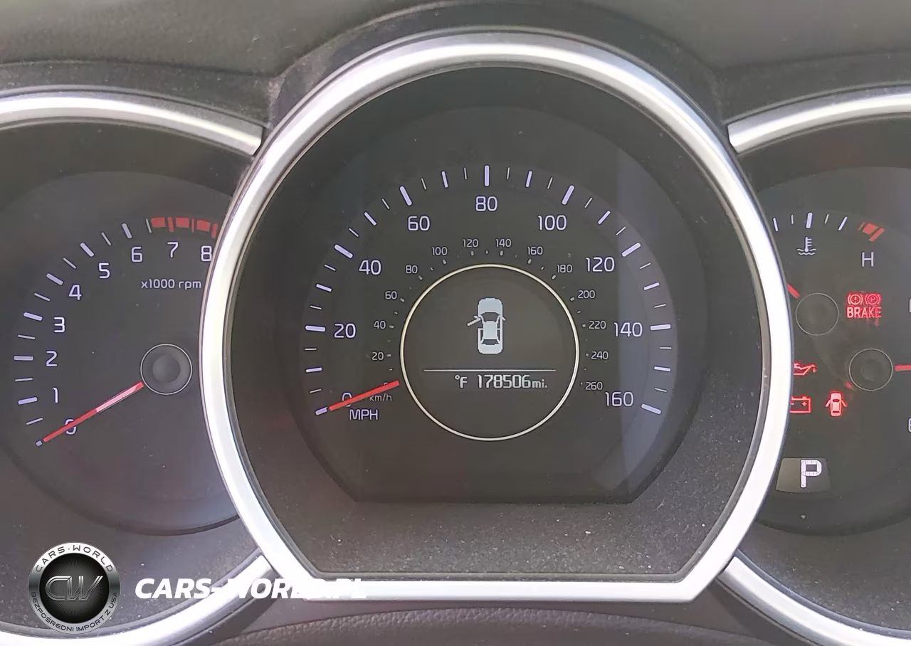 2015 Kia Optima Lx VIN:5XXGM4A71FG472043 - 15