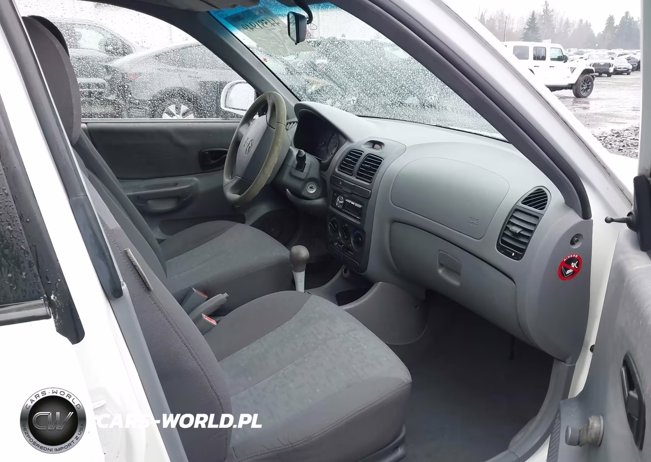 2004 Hyundai Accent Gl VIN:KMHCG45C94U546082 - 17