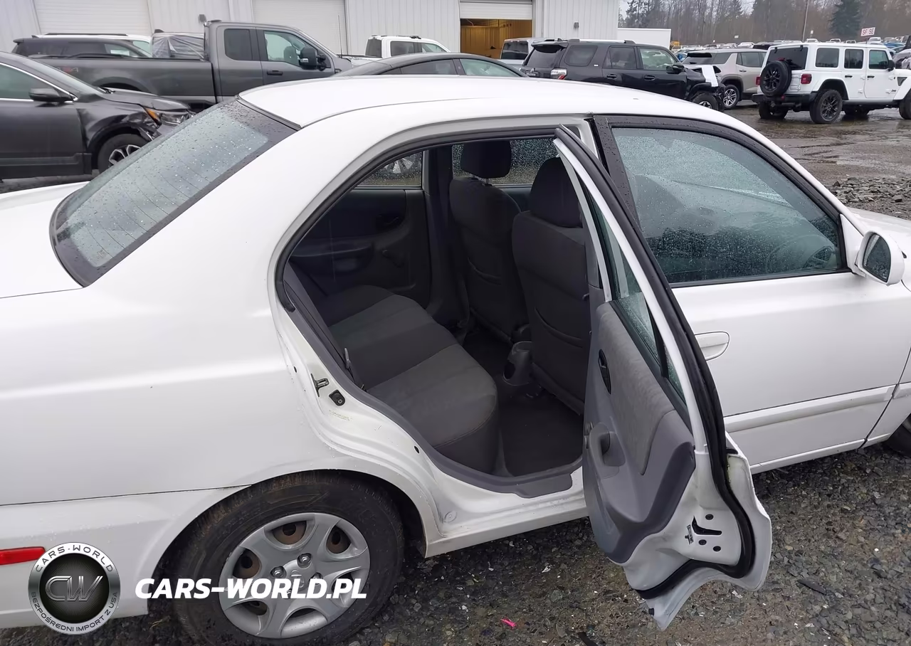 2004 Hyundai Accent Gl VIN:KMHCG45C94U546082 - 8