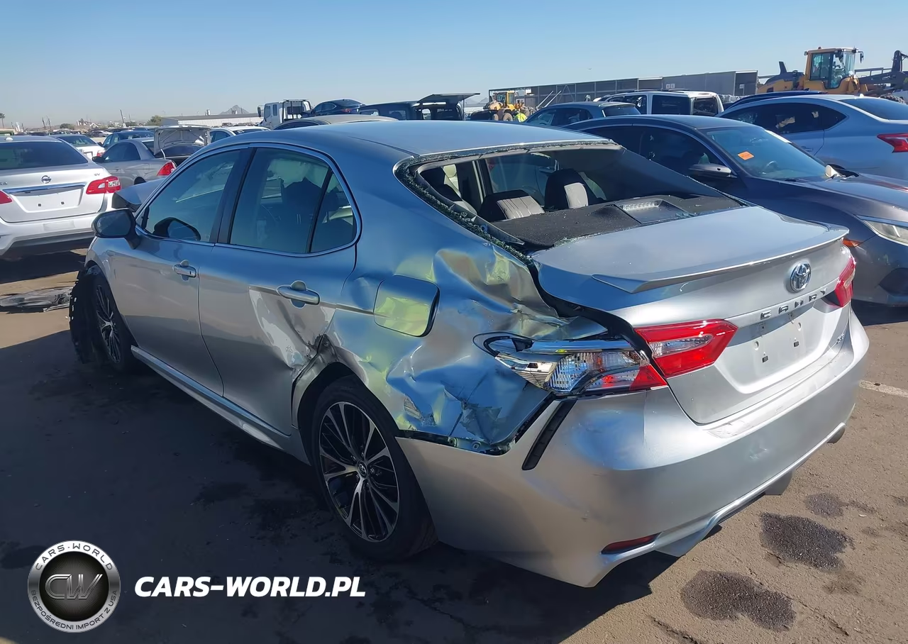 2018 Toyota Camry Se VIN:JTNB11HK8J3048083 - 3
