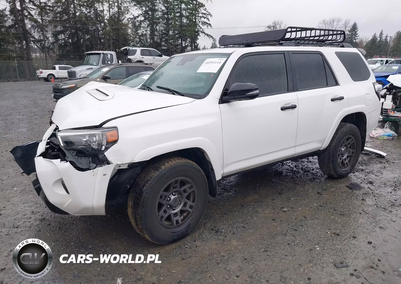 2020 Toyota 4Runner Venture Special Edition VIN:JTEBU5JRXL5835632 - 2