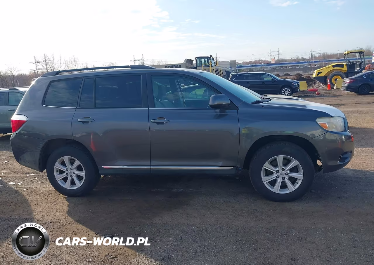 2011 Toyota Highlander Base V6 VIN:5TDBK3EH4BS044098 - 13