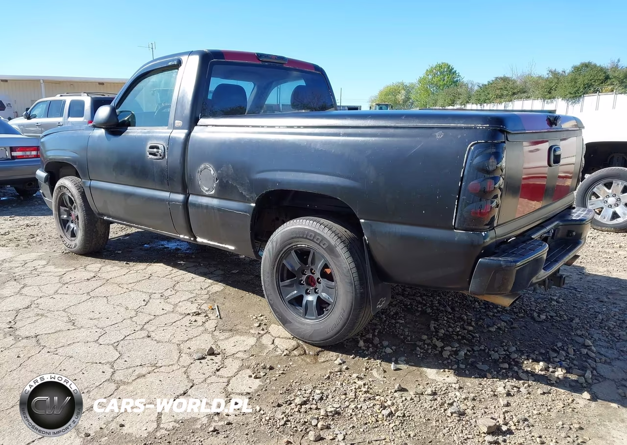 2005 Chevrolet Silverado 1500 Work Truck VIN:1GCEK14V05Z274474 - 3