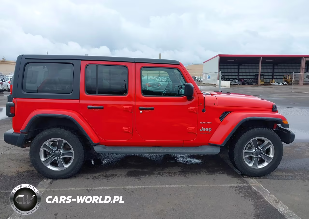 2020 Jeep Wrangler Unlimited Sahara 4X4 VIN:1C4HJXEN5LW230311 - 14
