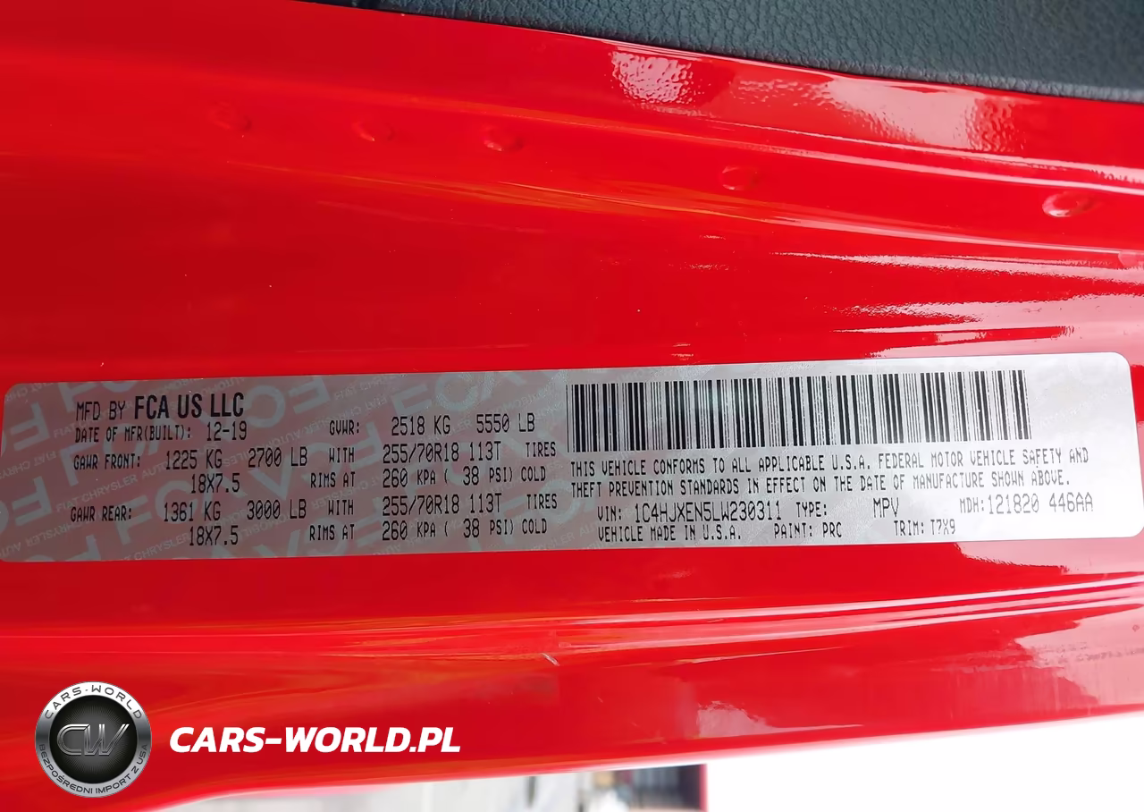 2020 Jeep Wrangler Unlimited Sahara 4X4 VIN:1C4HJXEN5LW230311 - 9
