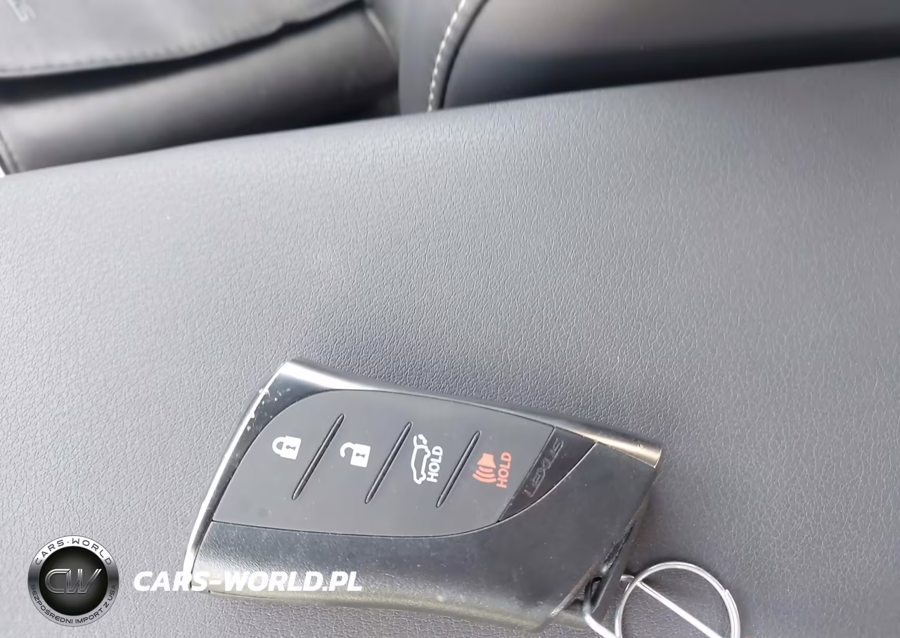 2025 Lexus Ux 300H Premium VIN:JTHUCJDH5S2008745 - 11