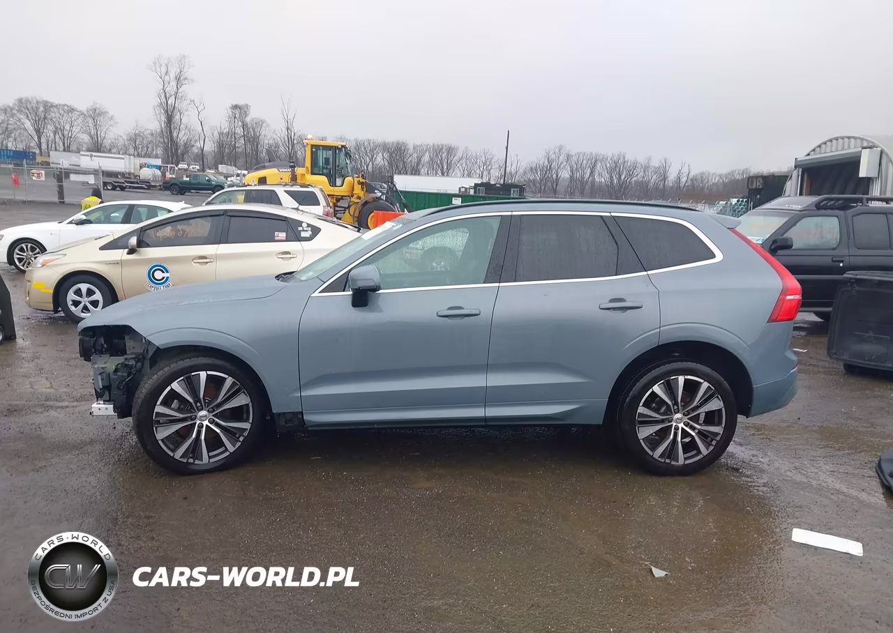 2022 Volvo Xc60 B5 Momentum VIN:YV4L12RKXN1915849 - 15
