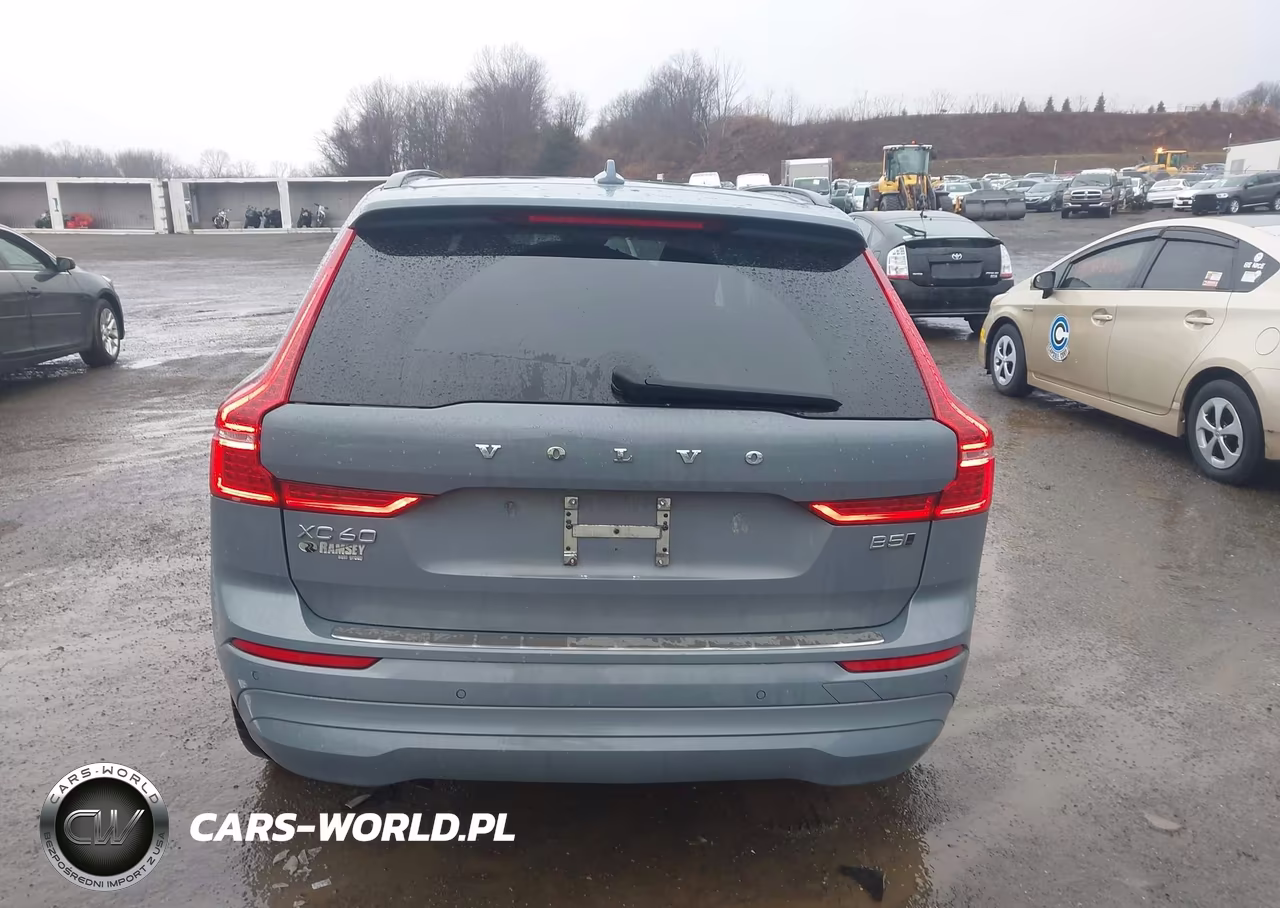 2022 Volvo Xc60 B5 Momentum VIN:YV4L12RKXN1915849 - 17
