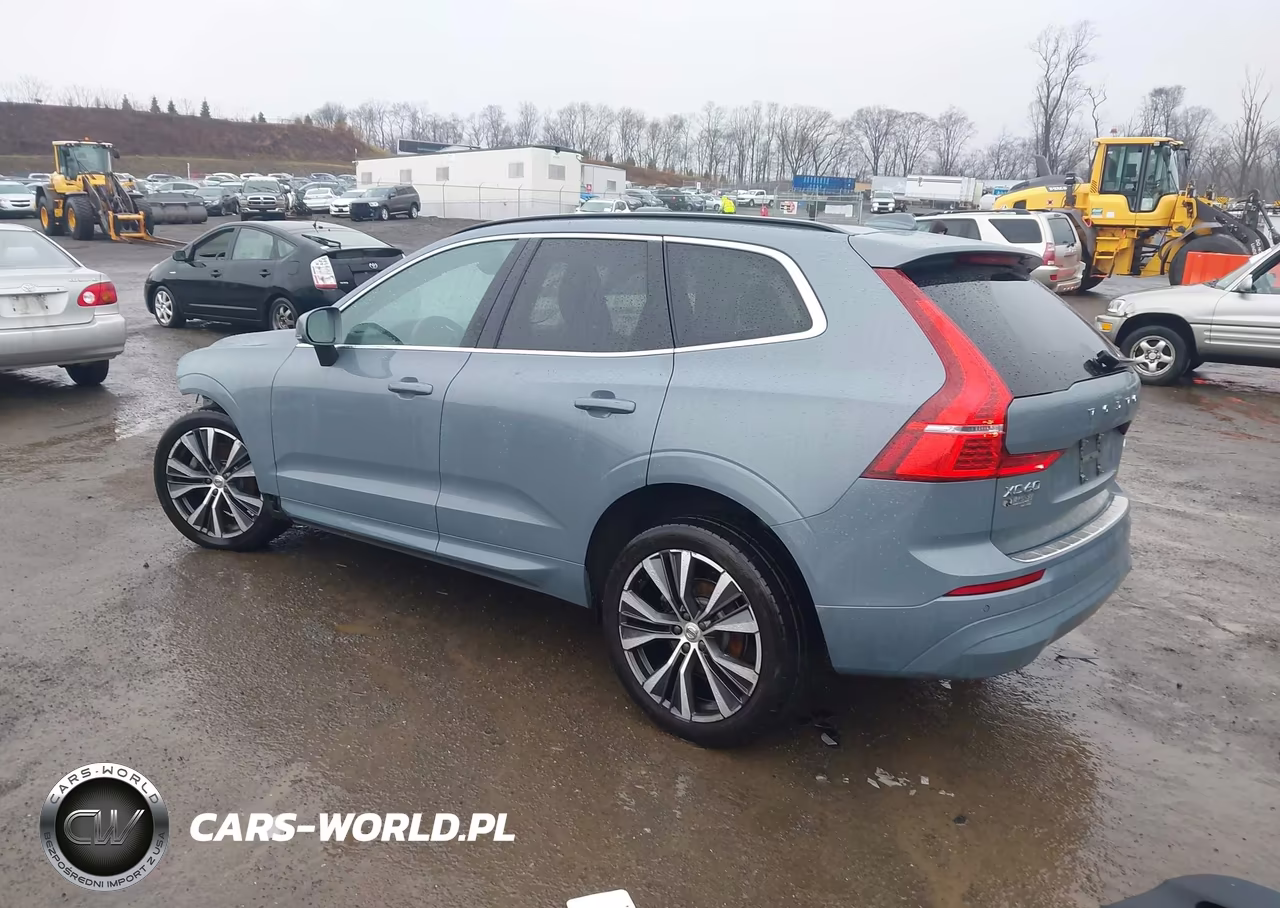 2022 Volvo Xc60 B5 Momentum VIN:YV4L12RKXN1915849 - 3