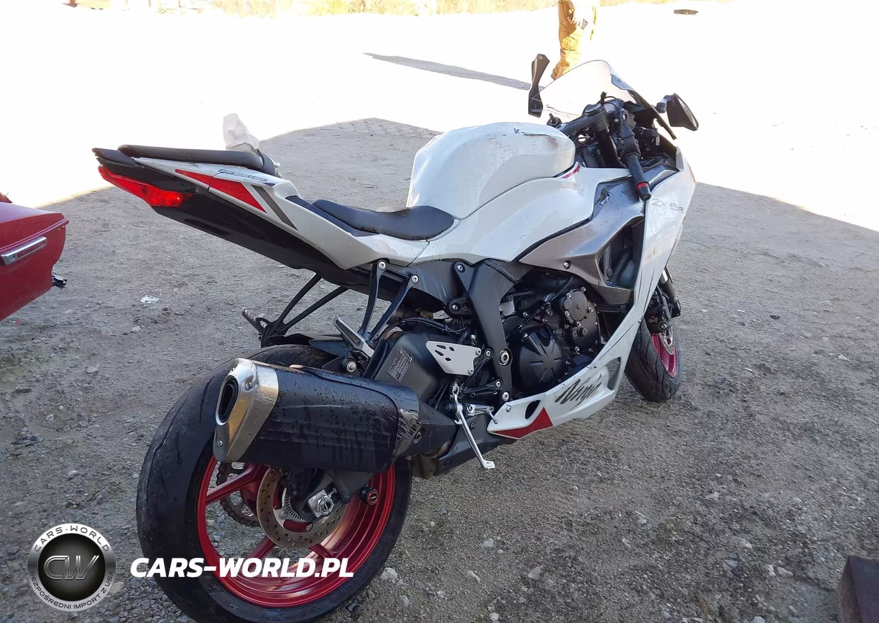 2025 Kawasaki Zx636 K VIN:JKBZXJK10SA011193 - 4