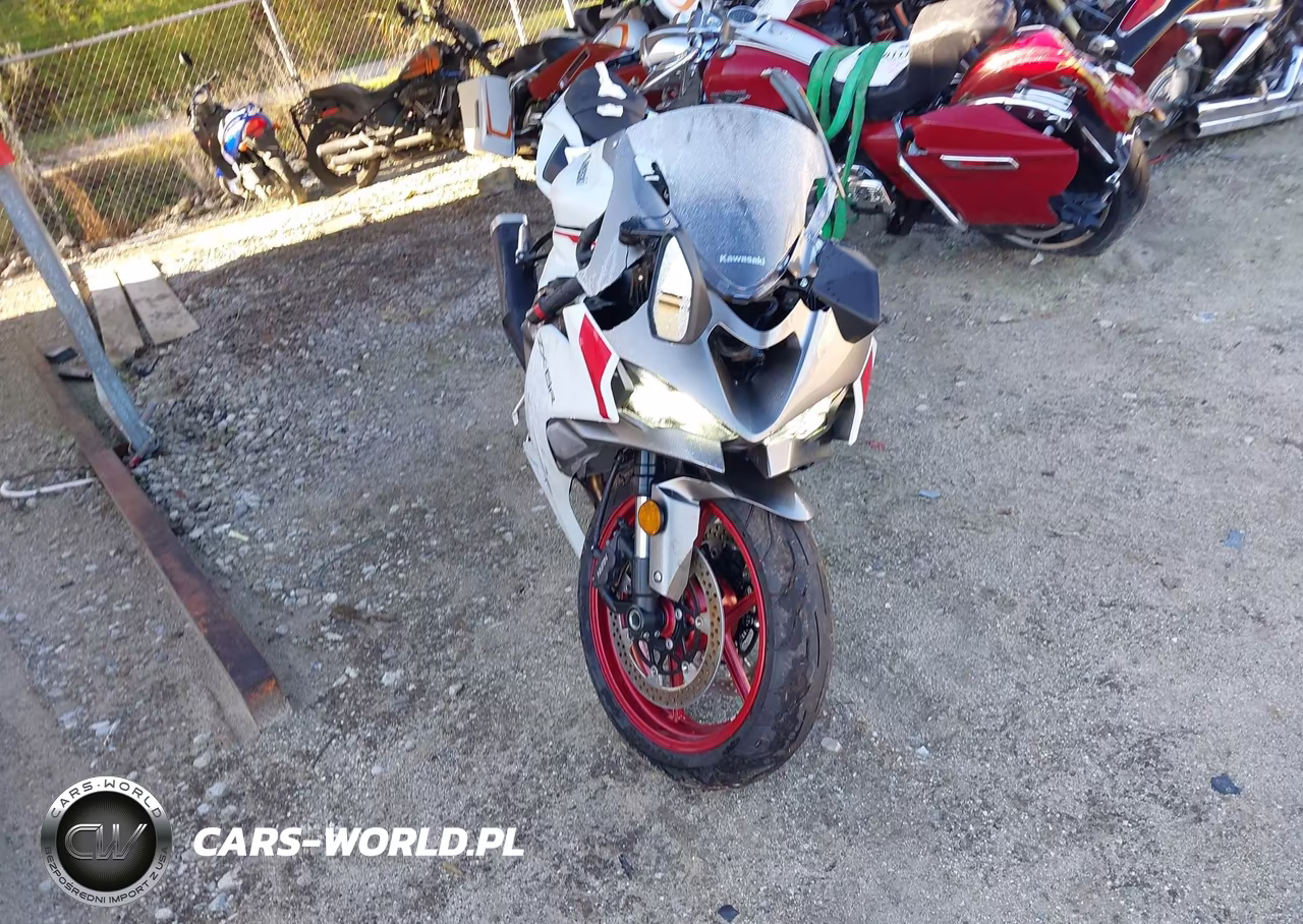 2025 Kawasaki Zx636 K VIN:JKBZXJK10SA011193 - 5