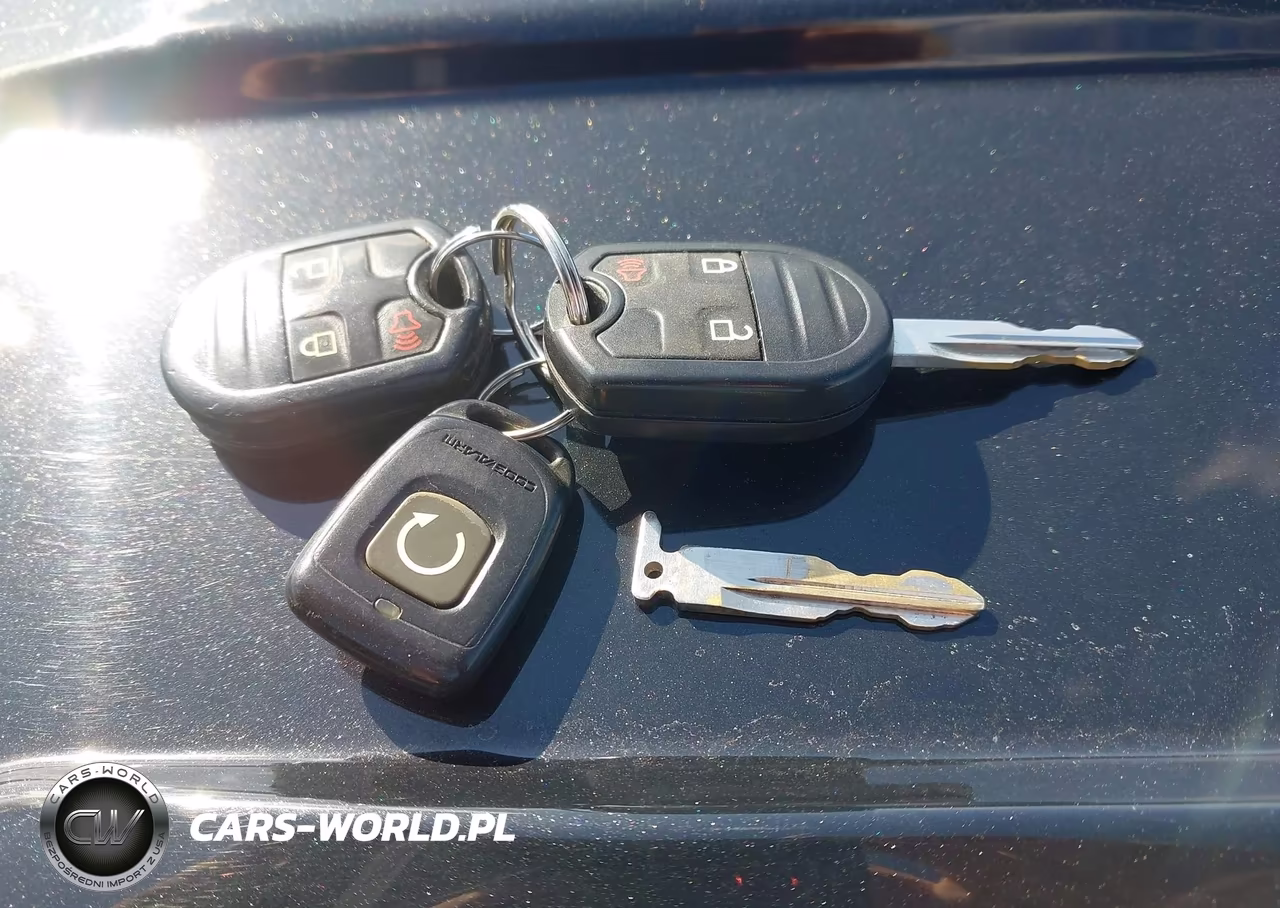 2015 Ford F-250 Lariat VIN:1FT7W2BT6FEC67395 - 11