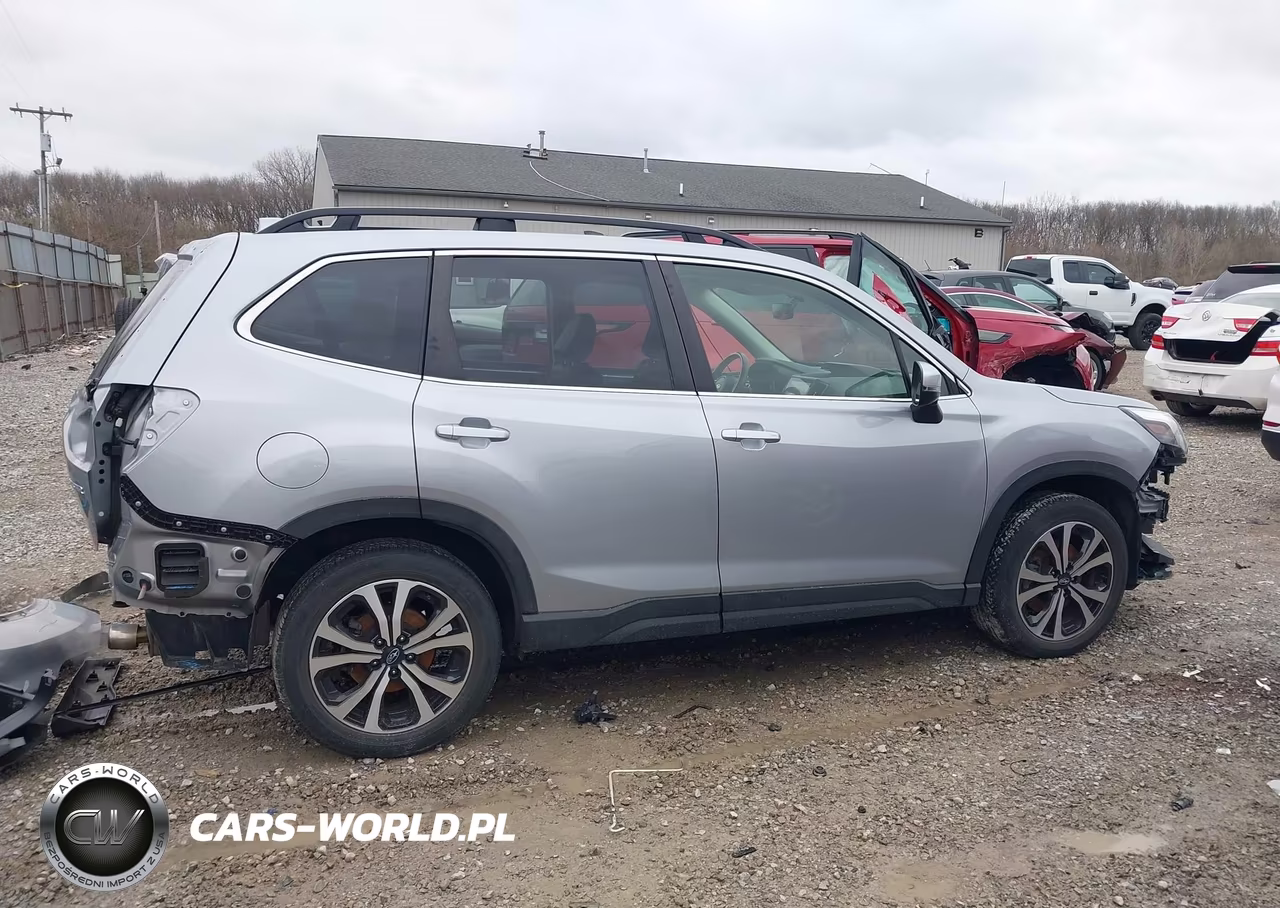 2023 Subaru Forester Limited VIN:JF2SKAPC6PH464576 - 14