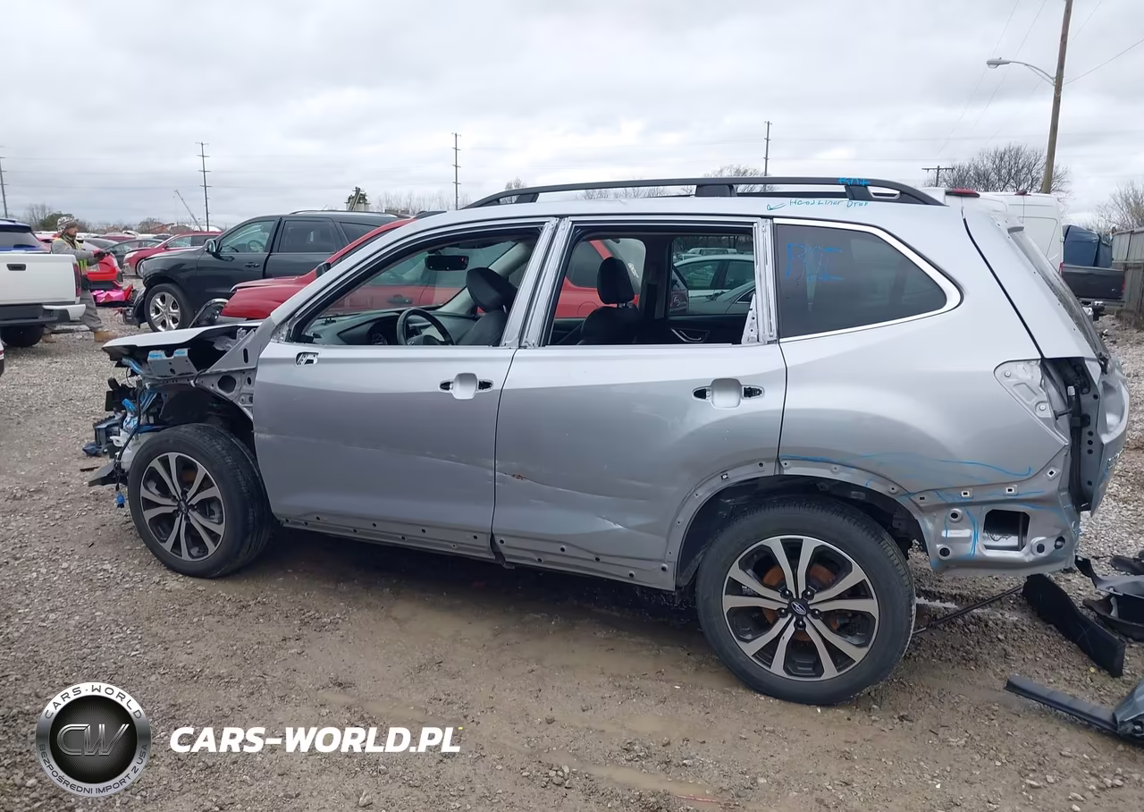 2023 Subaru Forester Limited VIN:JF2SKAPC6PH464576 - 15