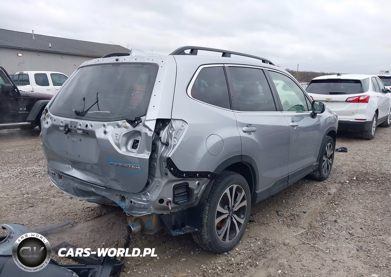 2023 Subaru Forester Limited VIN:JF2SKAPC6PH464576 - 4