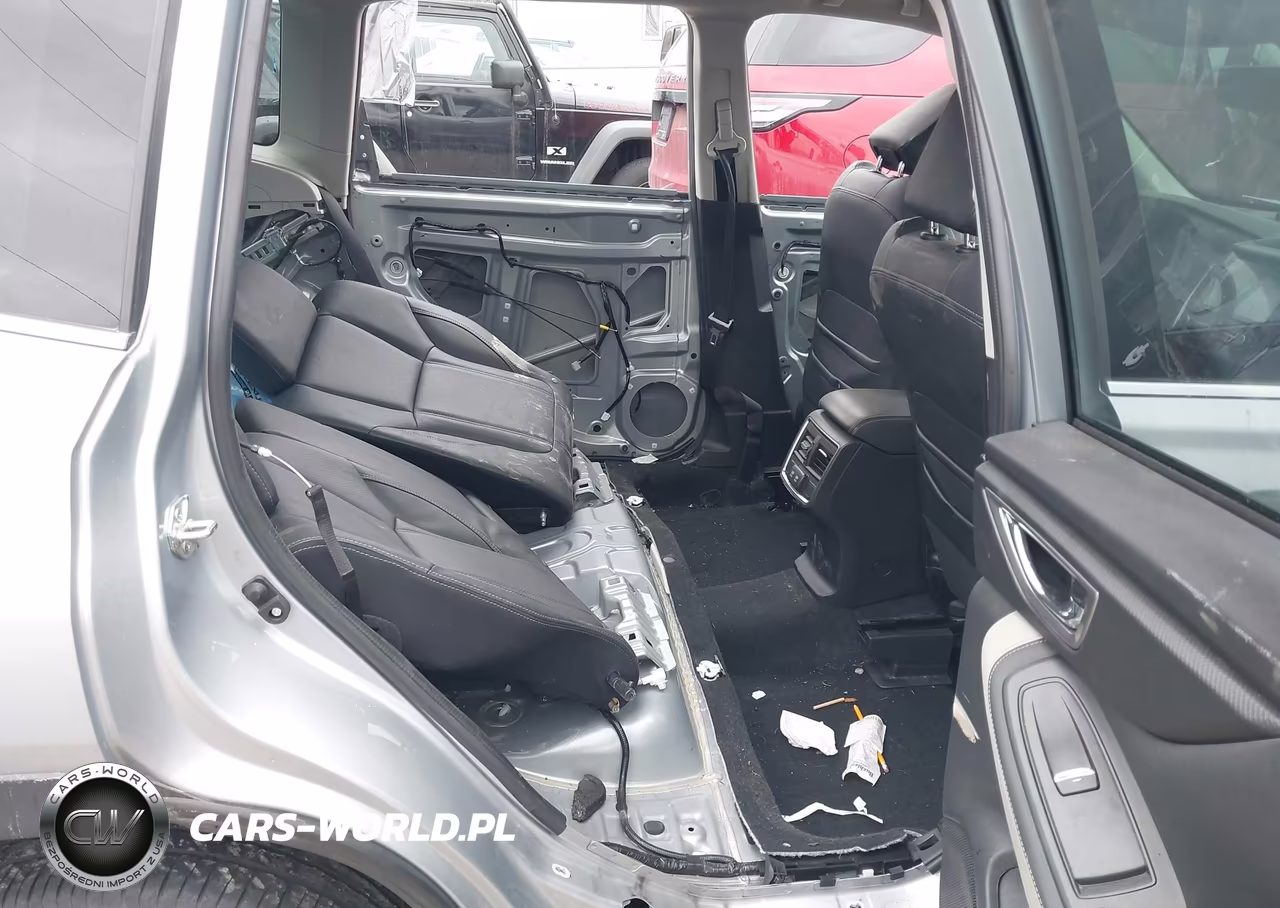 2023 Subaru Forester Limited VIN:JF2SKAPC6PH464576 - 8