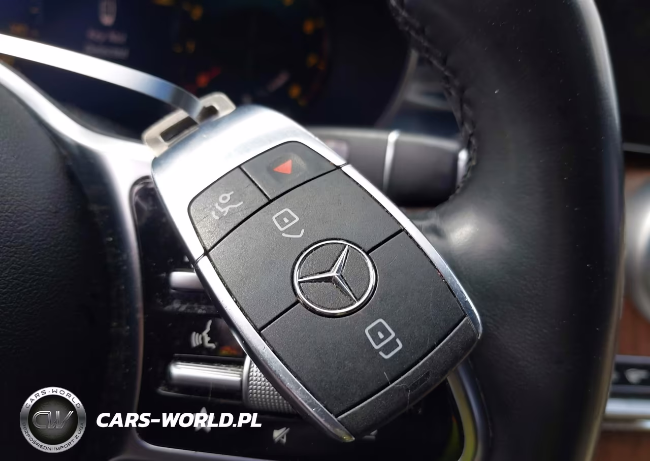 2021 Mercedes-Benz C 300 4Matic VIN:W1KWF8EB9MR610357 - 11
