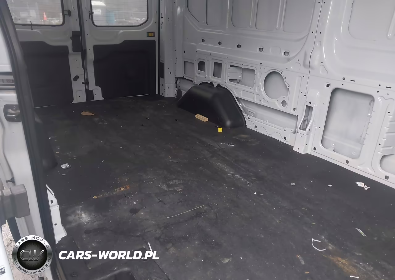 2024 Ford Transit-250 VIN:1FTBR1C82RKB91010 - 8